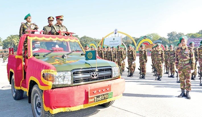 Army chief hands over regimental colour to 9 units – parbattanews ...