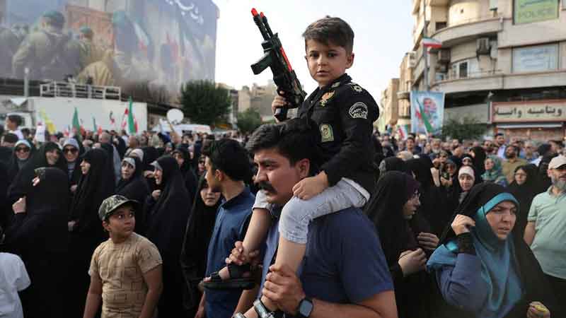 People attend a protest against the U.S attack on nuclear sites, amid the Iran-Israel conflict, in Tehran, Iran, June 22, 2025. Majid Asgaripour/WANA (West Asia News Agency) via REUTERS